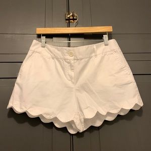 LOFT scalloped shorts